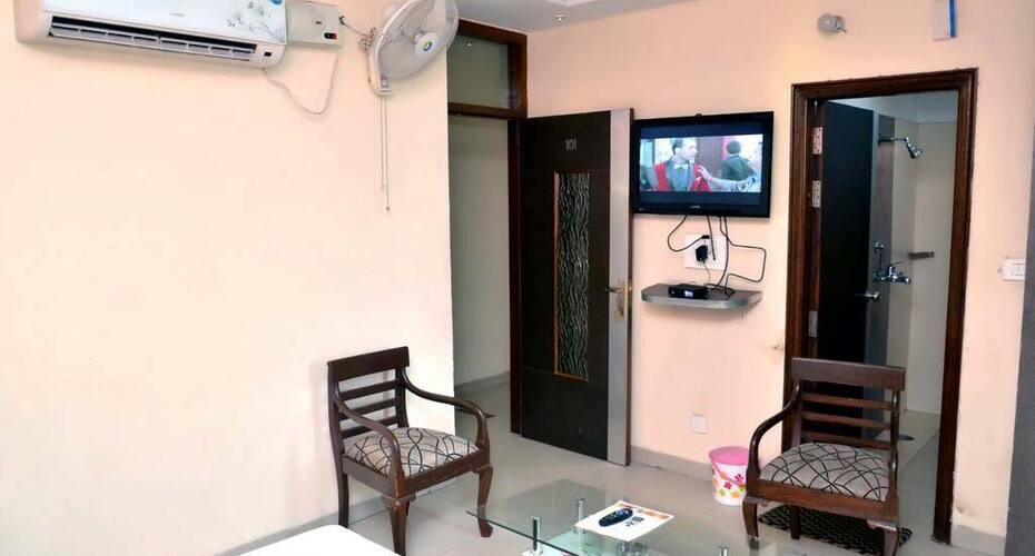 Hotel Staywell, Patiala 5